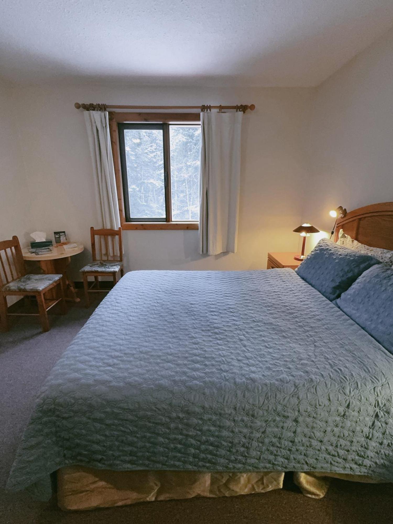 Alpine Meadows Lodge Golden Dış mekan fotoğraf