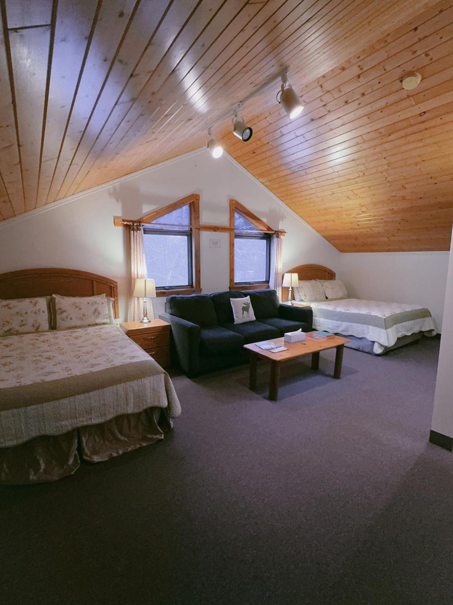 Alpine Meadows Lodge Golden Dış mekan fotoğraf