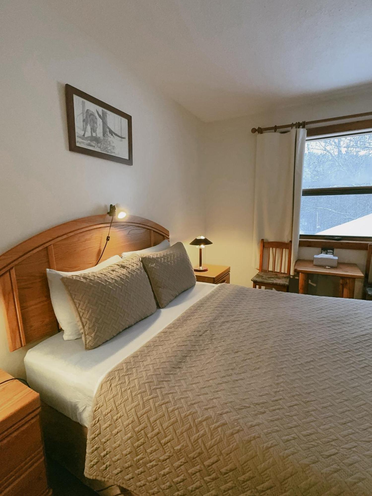 Alpine Meadows Lodge Golden Dış mekan fotoğraf